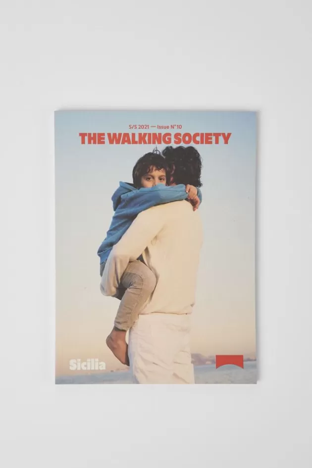 New Camper Het Tijdschrift The Walking Society